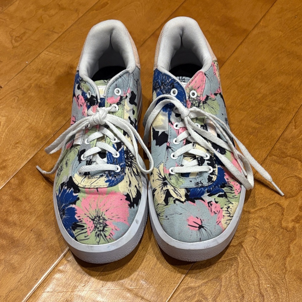 Adidas skateboard shoes